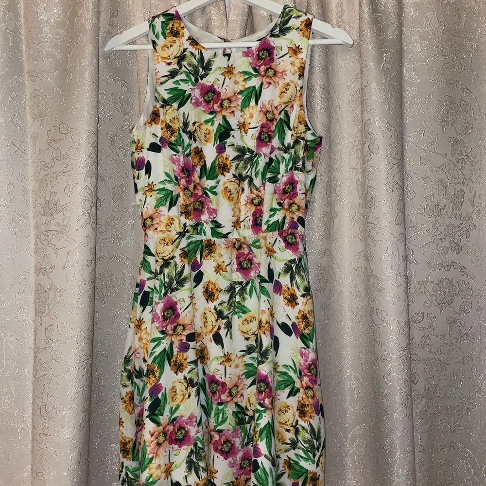 Floral Sleeveless Dress
